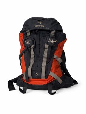 Arc’teryx Bora 30 Hiking Backpack Black Red Technical Daypack